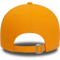 gorra-curva-naranja-ajustable-con-logo-negro-9forty-league-essential-de-new-york-yankees-mlb-de-new-era