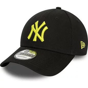 Gorra curva negra ajustable con logo amarillo 9FORTY League Essential de New York Yankees MLB de New Era
