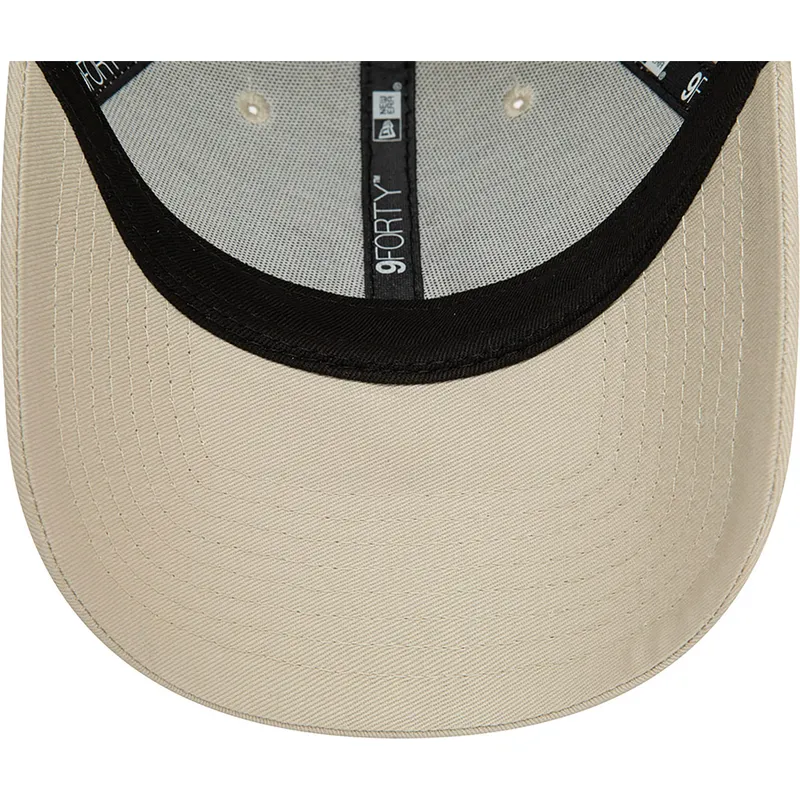 curva-marron-9forty-league-essential-new-york-yankees-mlb-new-era