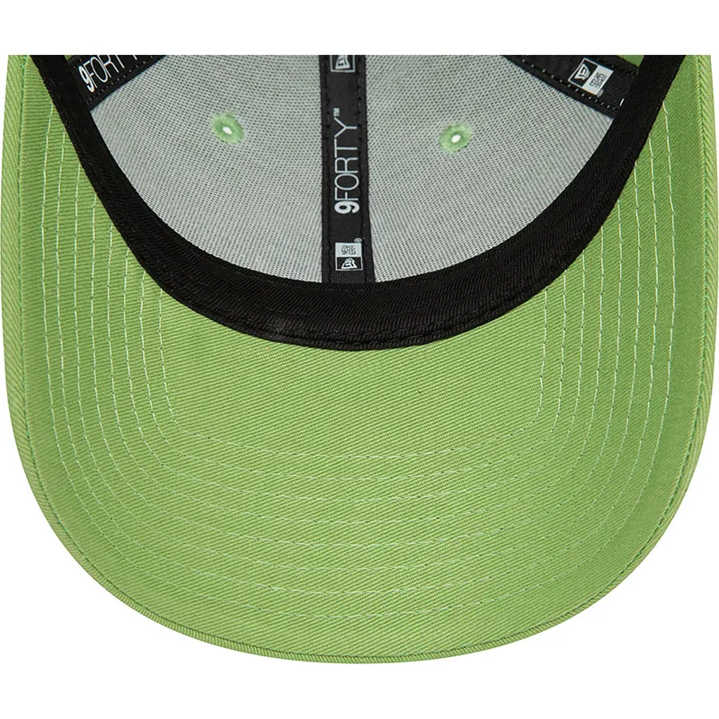 curva-9forty-league-essential-new-york-yankees-mlb-new-era curva-9forty-league-essential-new-york-yankees-mlb-new-era