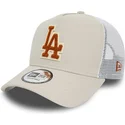 gorra-trucker-beige-y-blanca-con-logo-marron-a-frame-boucle-de-los-angeles-dodgers-mlb-de-new-era