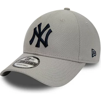 Αυξομειούμενο γκρι καπέλο με καμπυλωτό γείσο με σκούρο μπλε λογότυπο 9FORTY Diamond Era Essential των New York Yankees MLB από τ
