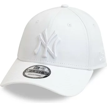Λευκό ρυθμιζόμενο καπέλο με καμπύλη γείσο και λευκό λογότυπο 9FORTY League Essential των New York Yankees MLB από την New Era
