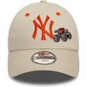 curva-9forty-graphic-monster-truck-new-york-yankees-mlb-new-era
