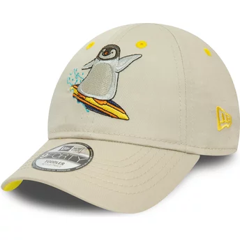 Ρυθμιζόμενο μπεζ καπέλο με καμπύλη γείσο για αγόρι 9FORTY Character με πιγκουίνο από τη New Era