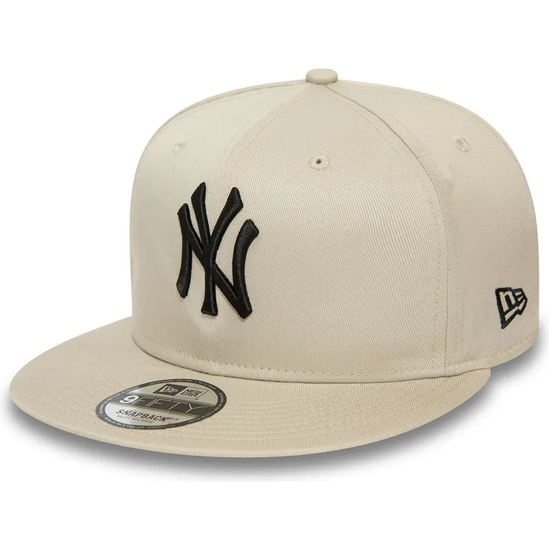 plana-snapback-negro-9fifty-league-essential-new-york-yankees-mlb-new-era