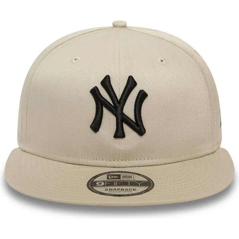 plana-snapback-negro-9fifty-league-essential-new-york-yankees-mlb-new-era