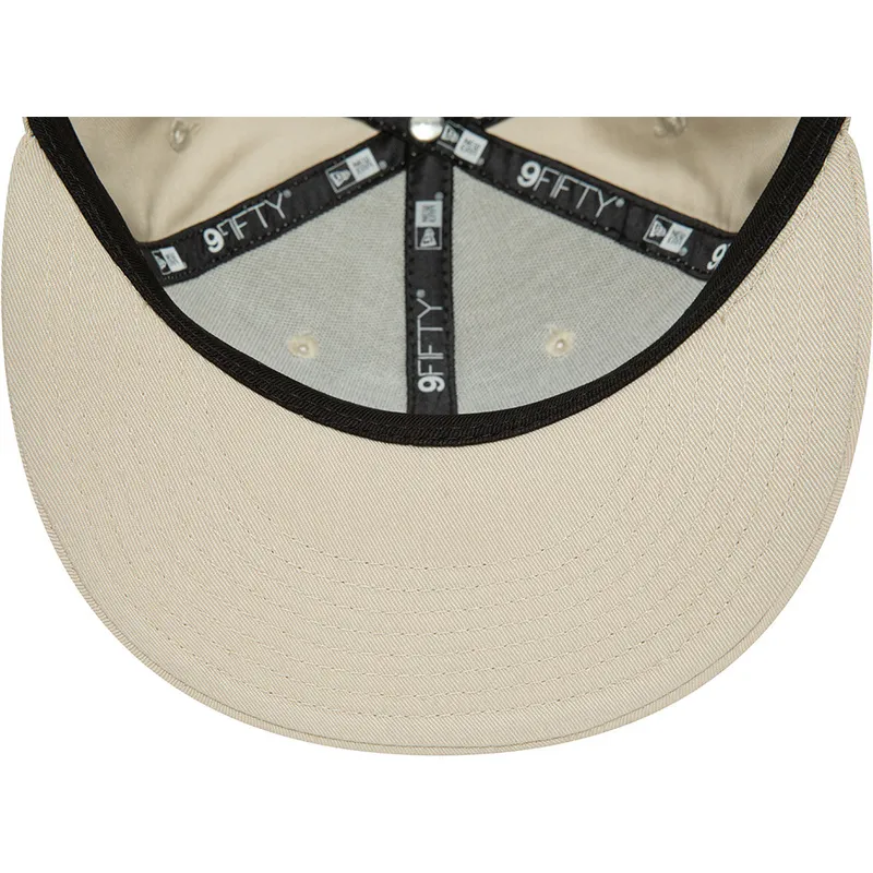 plana-snapback-negro-9fifty-league-essential-new-york-yankees-mlb-new-era