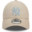 curva-claro-9forty-league-essential-new-york-yankees-mlb-new-era