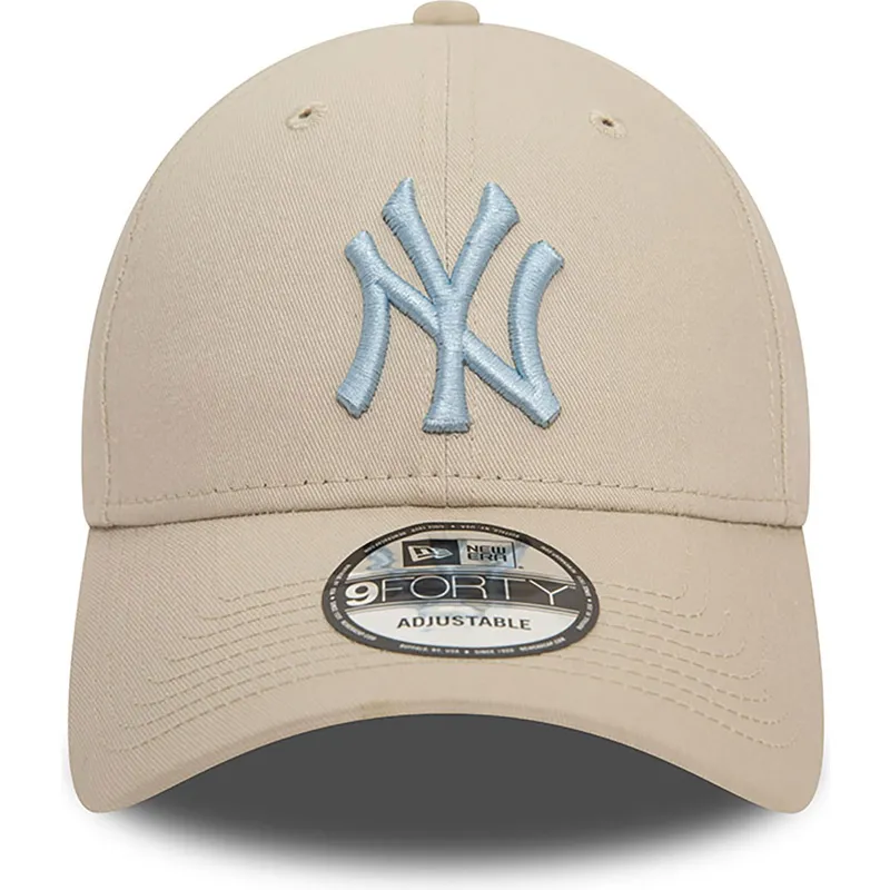 curva-claro-9forty-league-essential-new-york-yankees-mlb-new-era