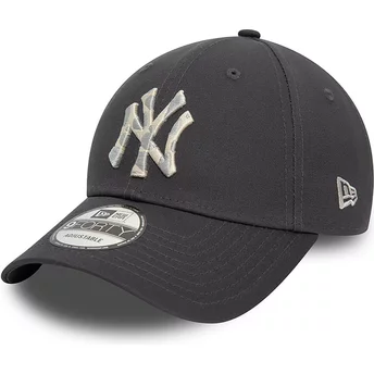 Ρυθμιζόμενο γκρι καπέλο με καμπύλη γείσο 9FORTY Animal Infill των New York Yankees MLB από την New Era