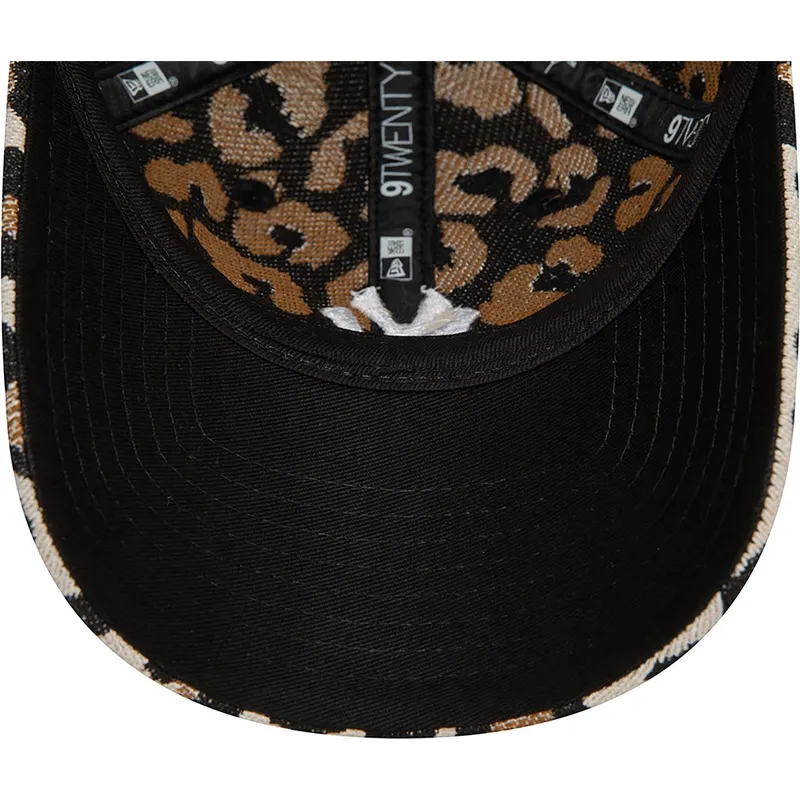 curva-9forty-jacquard-new-york-yankees-mlb-new-era