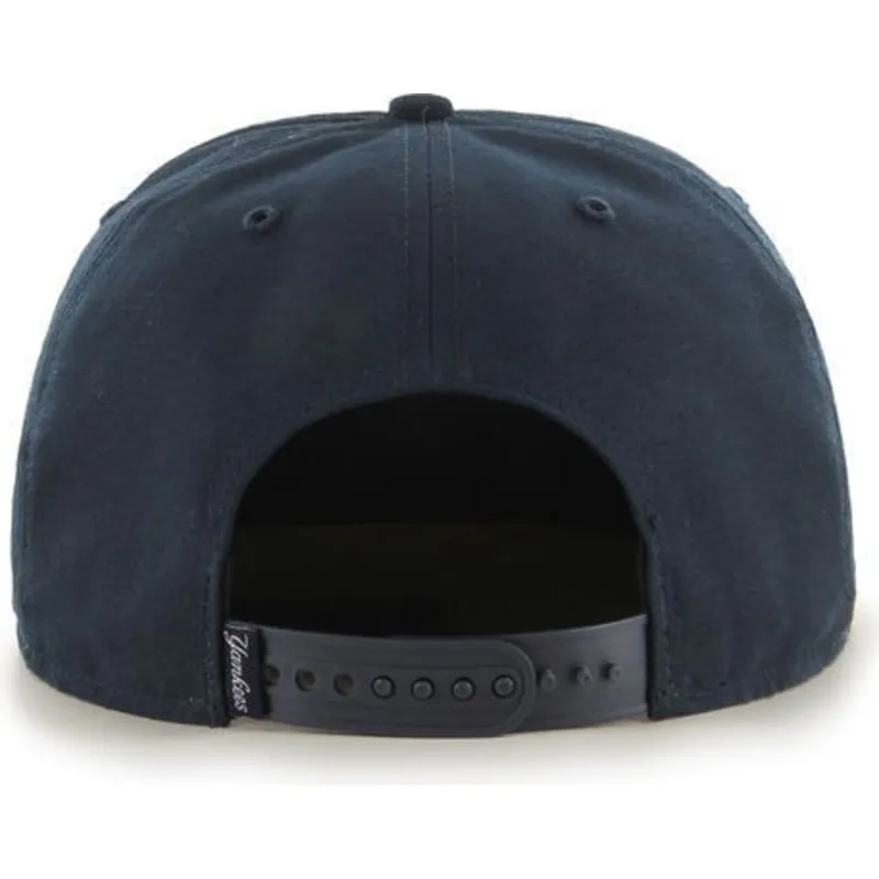 plana-snapback-new-york-yankees-mlb-47-brand