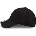 gorra-curva-negra-ajustable-con-logo-negro-9forty-seasonal-de-mclaren-racing-formula-1-de-new-era