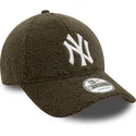 gorra-curva-verde-ajustable-9forty-borg-de-new-york-yankees-mlb-de-new-era