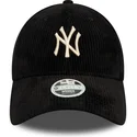 gorra-curva-negra-ajustable-para-mujer-con-logo-beige-9forty-cord-de-new-york-yankees-mlb-de-new-era