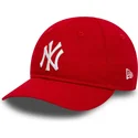 gorra-curva-roja-ajustable-para-nino-9forty-league-essential-inf-de-new-york-yankees-mlb-de-new-era