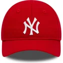 gorra-curva-roja-ajustable-para-nino-9forty-league-essential-inf-de-new-york-yankees-mlb-de-new-era