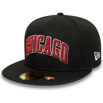 Μαύρο αυξομειούμενο επίπεδο καπέλο 59FIFTY Statement των Chicago Bulls NBA από την New Era