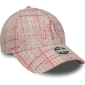 gorra-curva-rosa-ajustable-para-mujer-con-logo-rosa-9forty-tweed-de-new-york-yankees-mlb-de-new-era