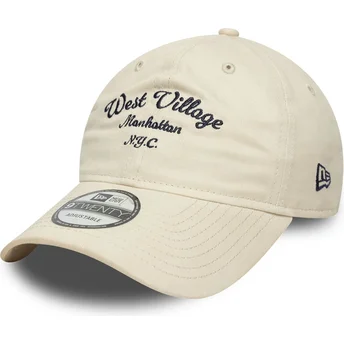 Ρυθμιζόμενο μπεζ καπέλο με καμπύλη West Village 9TWENTY Wordmark της New Era