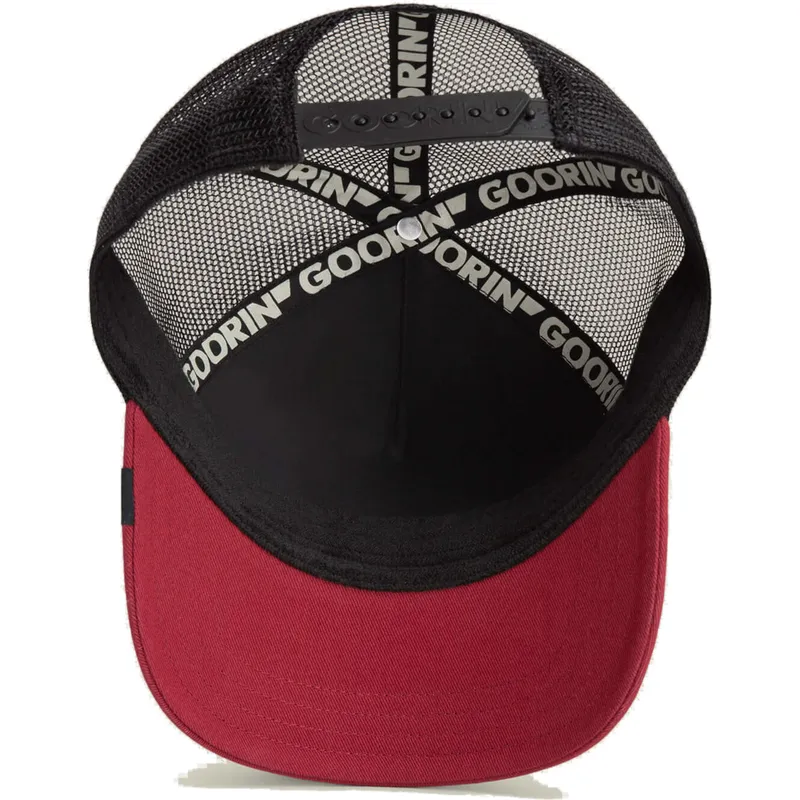 gorra-trucker-negra-y-roja-perro-doberman-beware-the-farm-de-goorin-bros