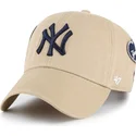 khaki-clean-up-badges-new-york-yankees-mlb-47-brand