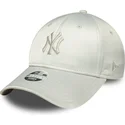 9forty-bow-back-satin-new-york-yankees-mlb-new-era