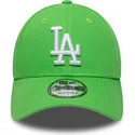 gorra-curva-verde-claro-ajustable-con-logo-blanco-9forty-league-essential-de-los-angeles-dodgers-mlb-de-new-era