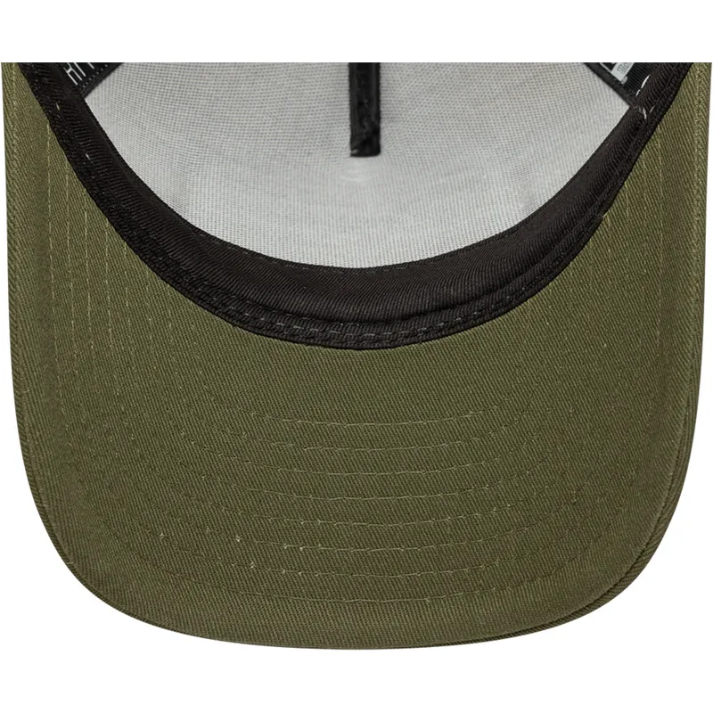trucker-9forty-m-crown-a-frame-new-era