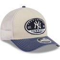 trucker-9forty-m-crown-a-frame-fray-new-york-yankees-mlb-new-era