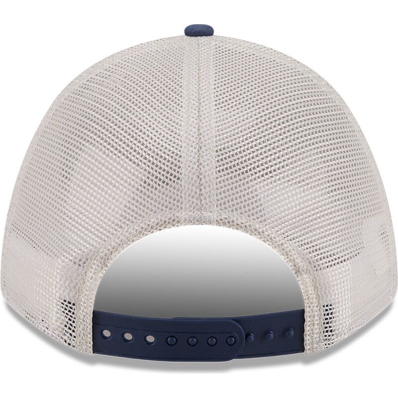 trucker-9forty-m-crown-a-frame-fray-new-york-yankees-mlb-new-era