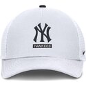 trucker-primetime-dri-fit-rise-structured-new-york-yankees-mlb-nike