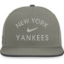 snapback-dri-fit-pro-structured-square-bill-new-york-yankees-mlb-nike