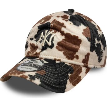Καπέλα καμπύλη καφέ ρυθμιζόμενη ταινία 9TWENTY Animal Print από New York Yankees MLB από New Era