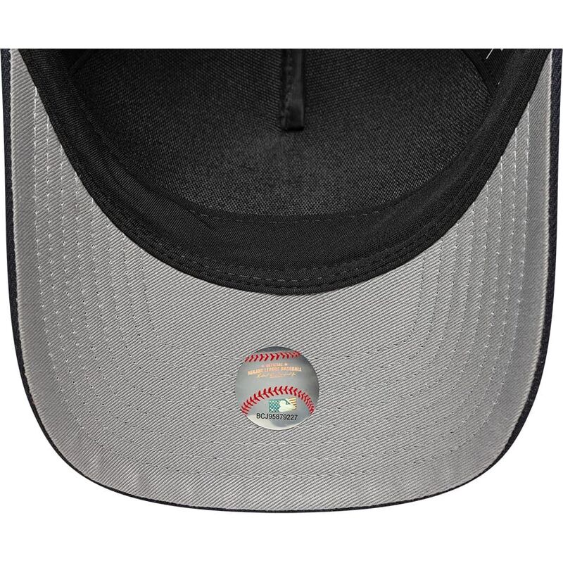 snapback-9forty-m-crown-a-frame-emblem-new-york-yankees-mlb-new-era snapback-9forty-m-crown-a-frame-emblem-new-york-yankees-mlb-new-era