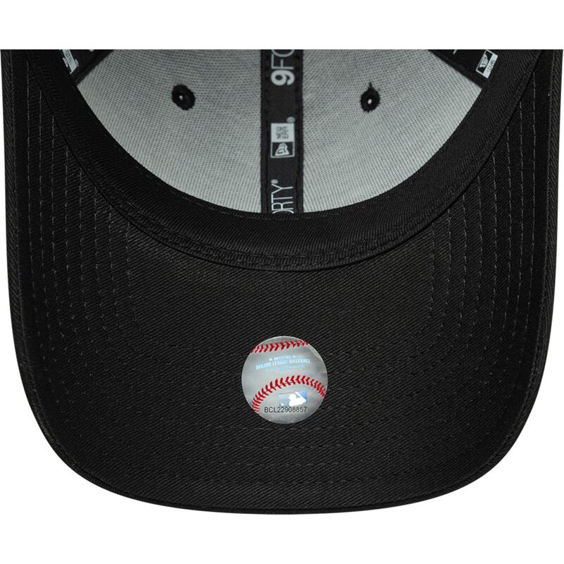 9forty-league-essential-detroit-tigers-mlb-new-era