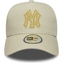 snapback-dorado-e-frame-metallic-outline-new-york-yankees-mlb-new-era