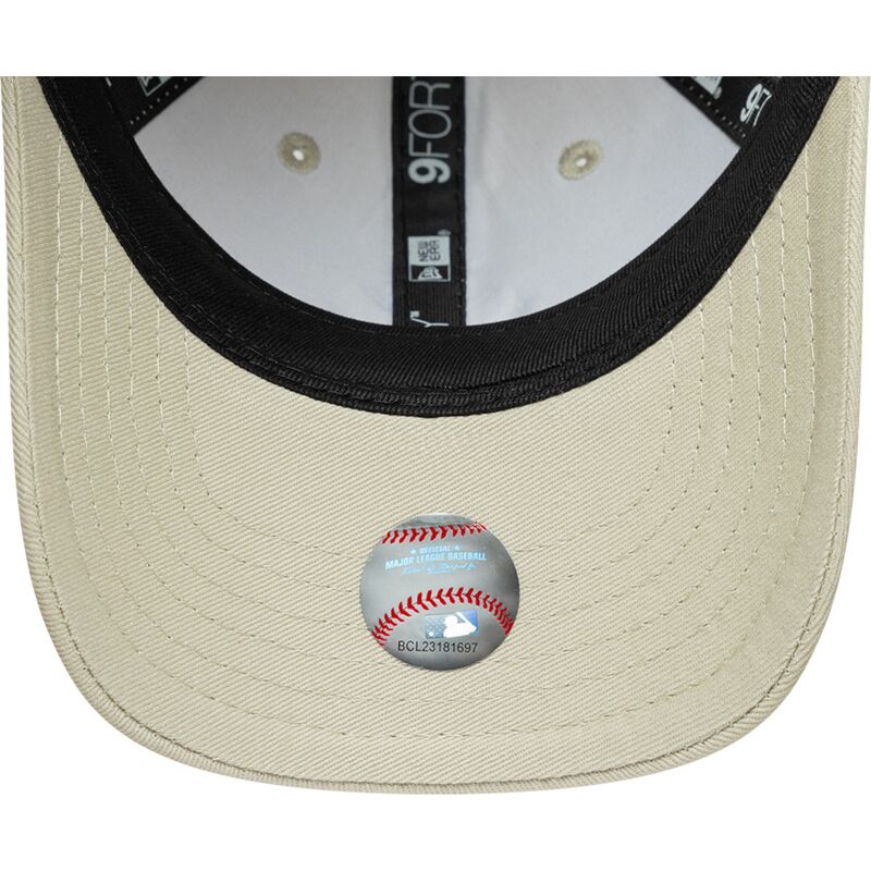 rosa-9forty-dino-icon-new-york-yankees-mlb-new-era