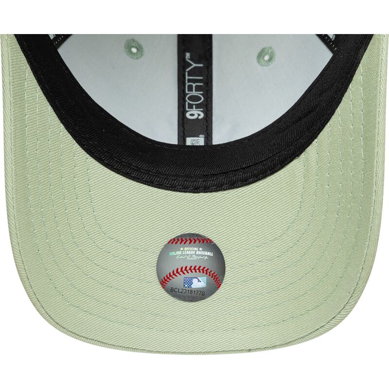 9forty-dino-icon-new-york-yankees-mlb-new-era