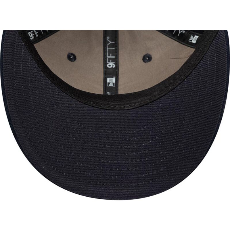 9fifty-retro-crown-suede-new-era