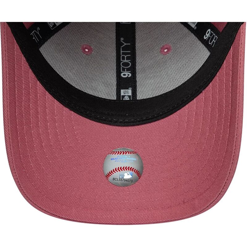 9forty-space-new-york-yankees-mlb-new-era