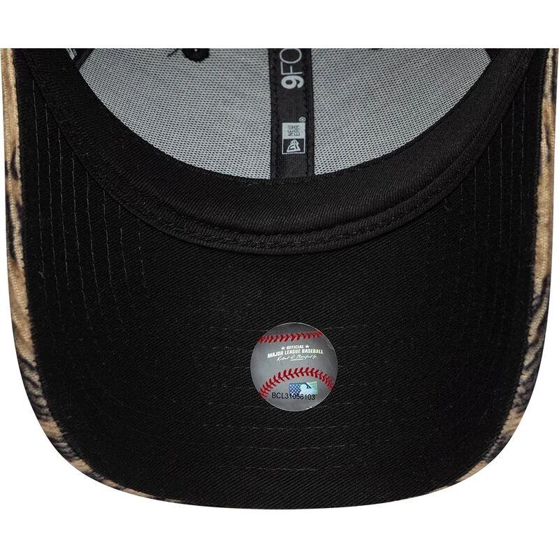 9forty-ocelot-print-new-york-yankees-mlb-new-era
