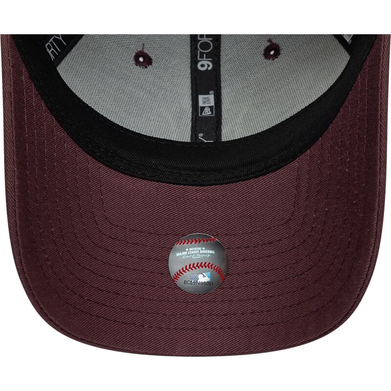 9forty-league-essential-new-york-yankees-mlb-new-era