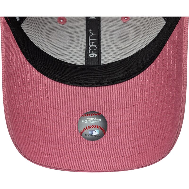 9forty-league-essential-cas-new-york-yankees-mlb-new-era