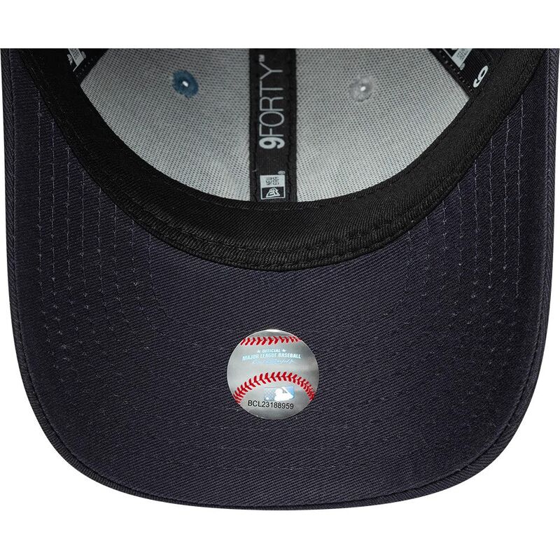 9forty-colourblock-new-york-yankees-mlb-new-era