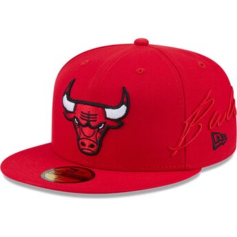 Καπέλα επίπεδη κόκκινο προσαρμοσμένο 59FIFTY Side Script από Chicago Bulls NBA από New Era